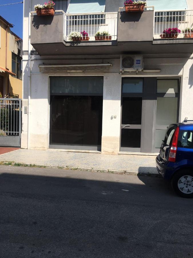 Вилла Da Nord A Sud - Loft Con Soppalco Термоли Экстерьер фото